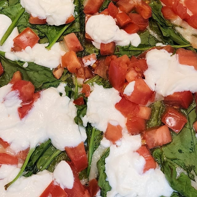 Spinach, Tomatoes & Ricotta Pizza.