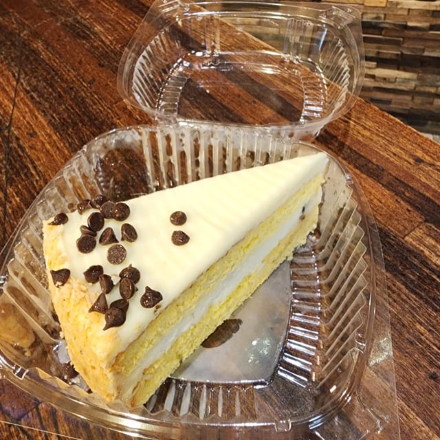 Cannoli Cake.